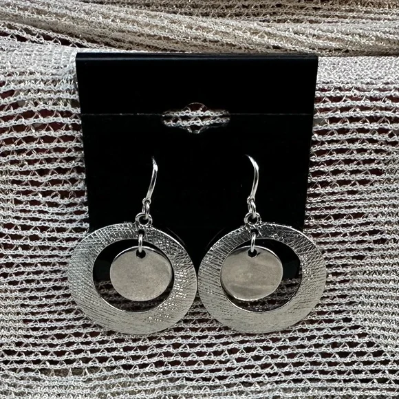 Elegant Silver Dangle Earrings Smooth Circle within textured circle - Picture 5 of 6